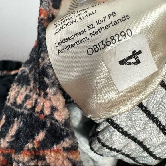 Free People Dare Me Velvet Blouse In Black Combo size XS - Picture 6 of 9